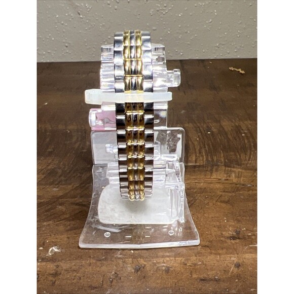 Timex Watch Ladies Main Street Expanding Bracelet TW2V25500 RRP £60 - Picture 3 of 4